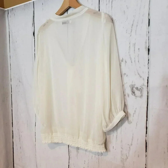 Old Navy M sheer‎ cream blouse - Picture 3 of 5